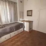 Nyaraló Center Townhouse & Loft *