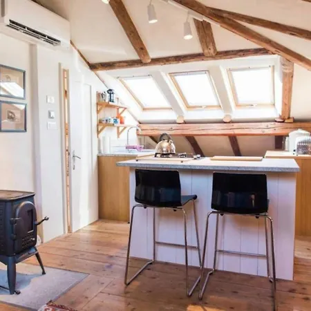 펜션 Center Townhouse & Loft