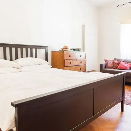 펜션 Center Townhouse & Loft *