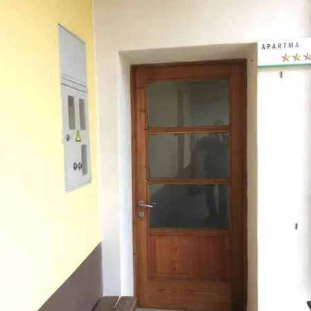 Center Townhouse & Loft