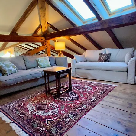 Center Townhouse & Loft Nyaraló Tolmin