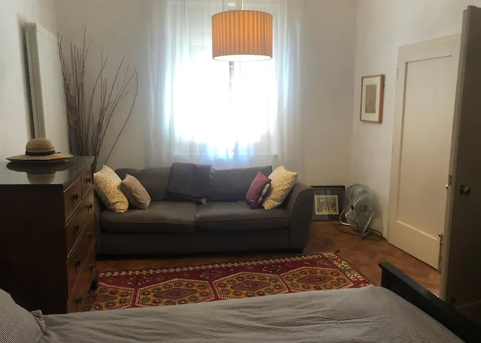 Center Townhouse & Loft