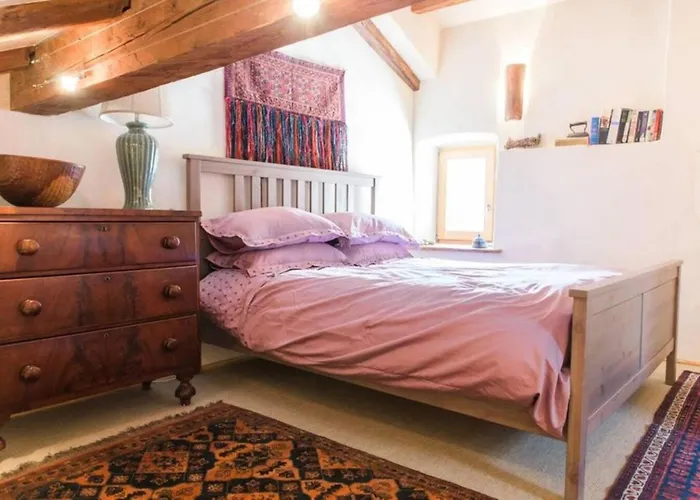 Center Townhouse & Loft 托尔明