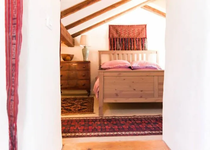 Center Townhouse & Loft * 托尔明